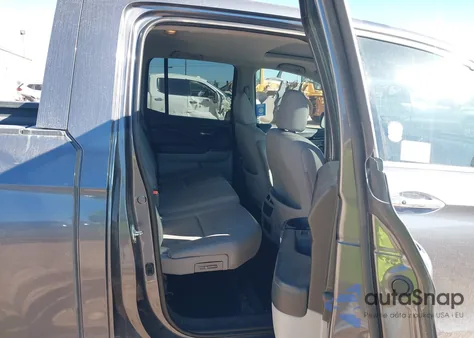 2017 Honda Ridgeline Rtl-E из США, поврежденный, VIN 5FPYK3F79HB004412